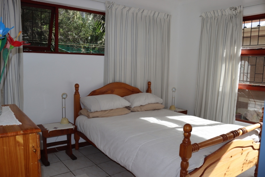 7 Bedroom Property for Sale in Kleinmond Western Cape